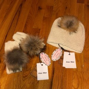 Alex Max Matching Cream Hat and Glove Set